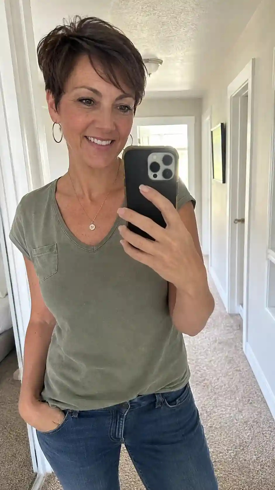 Kurzer Pixie Cut als Frisur für dünnes Haar