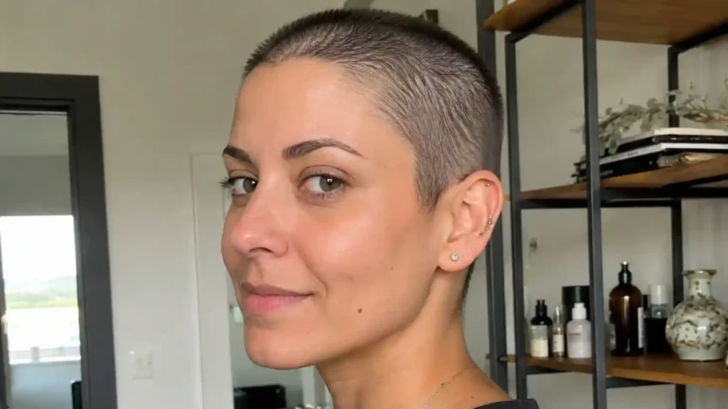 Buzz Cut Frisur bei ovaler Gesichtsform