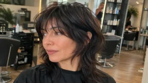 Wolf Cut Frauen: 7 Beste Looks für jedes Alter